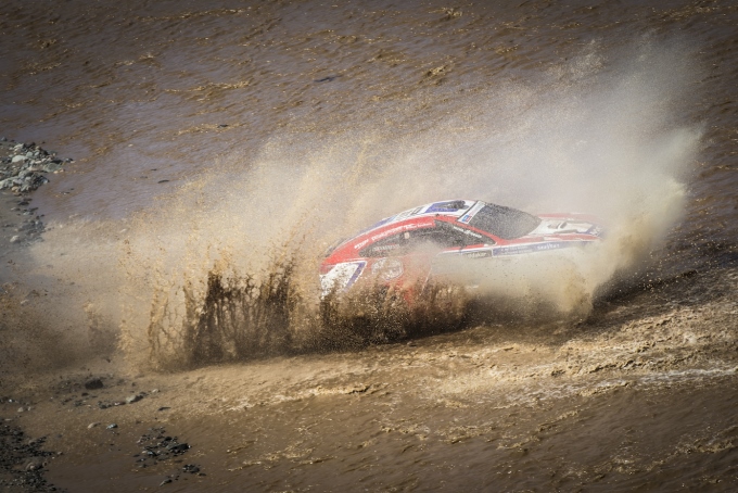 Het doel van het Riwald Dakar Team in tweede week van le Dakar 2014 is helder